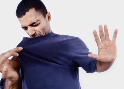 تاثیر رژیم غذایی روی بوی بدن تاثیر رژیم غذایی روی بوی بدن